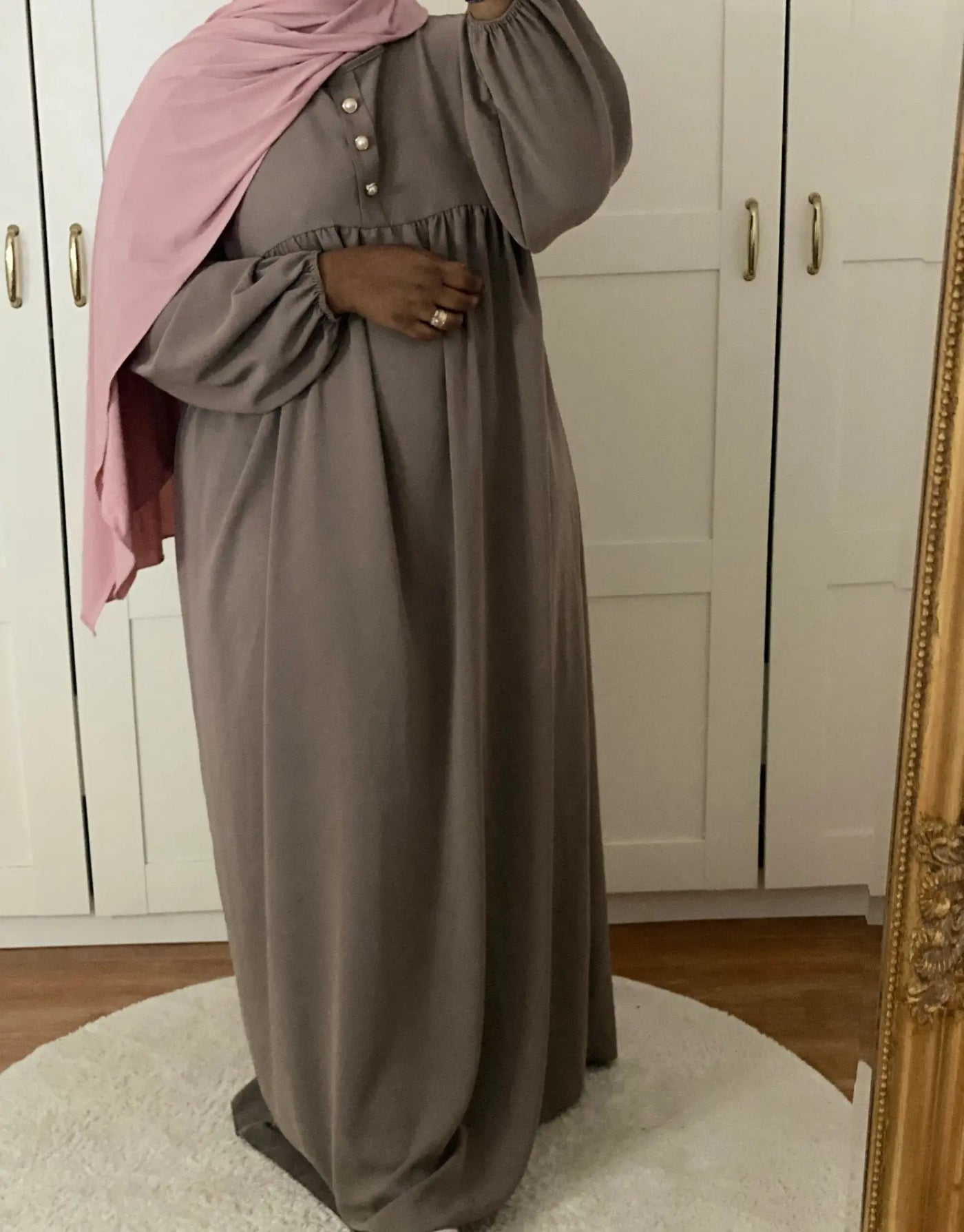 Abaya Cyra - Taupe foncé MON HIJAB MODEST co