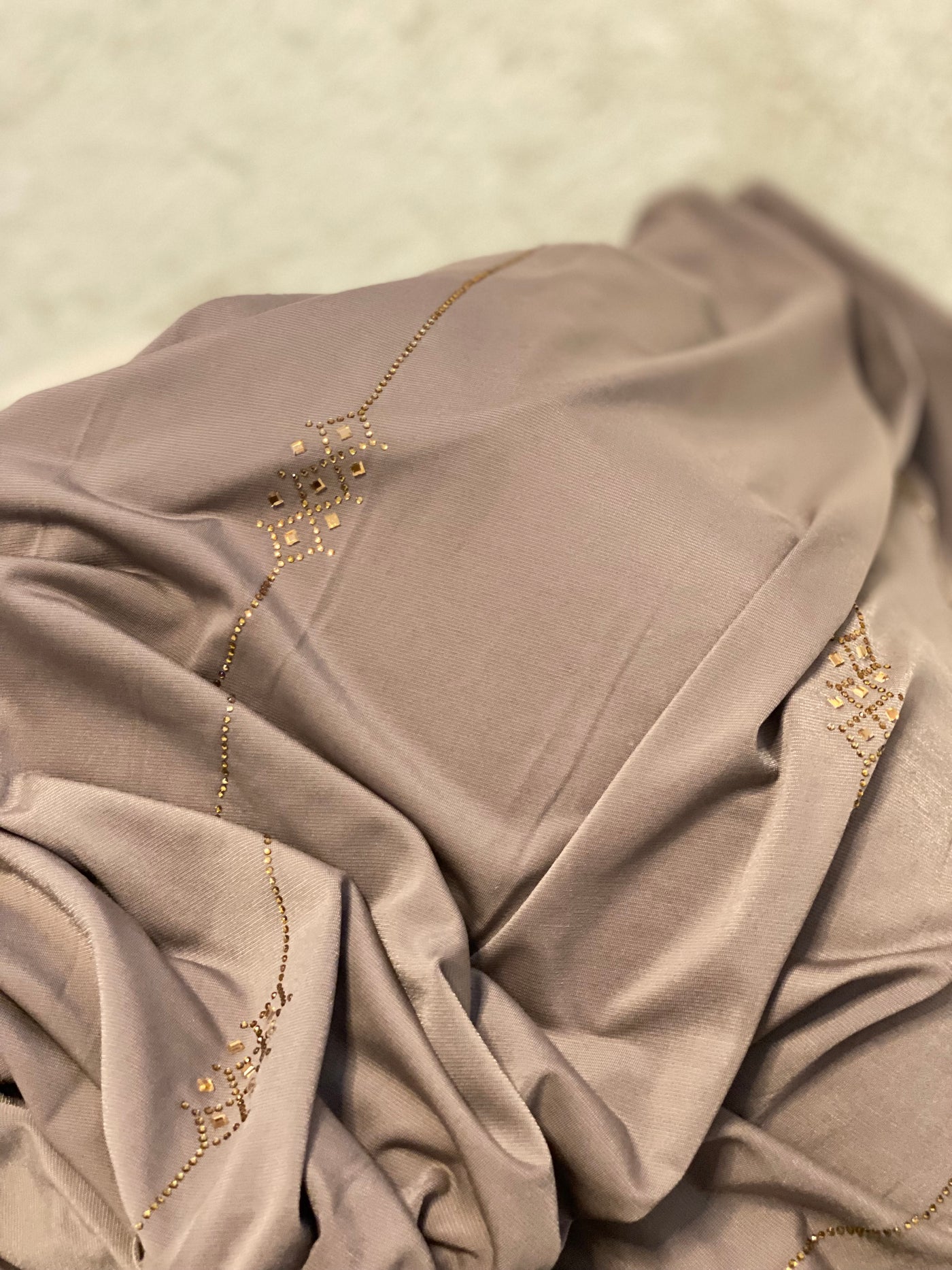 Hijab Jersey premium à strass - Taupe foncé