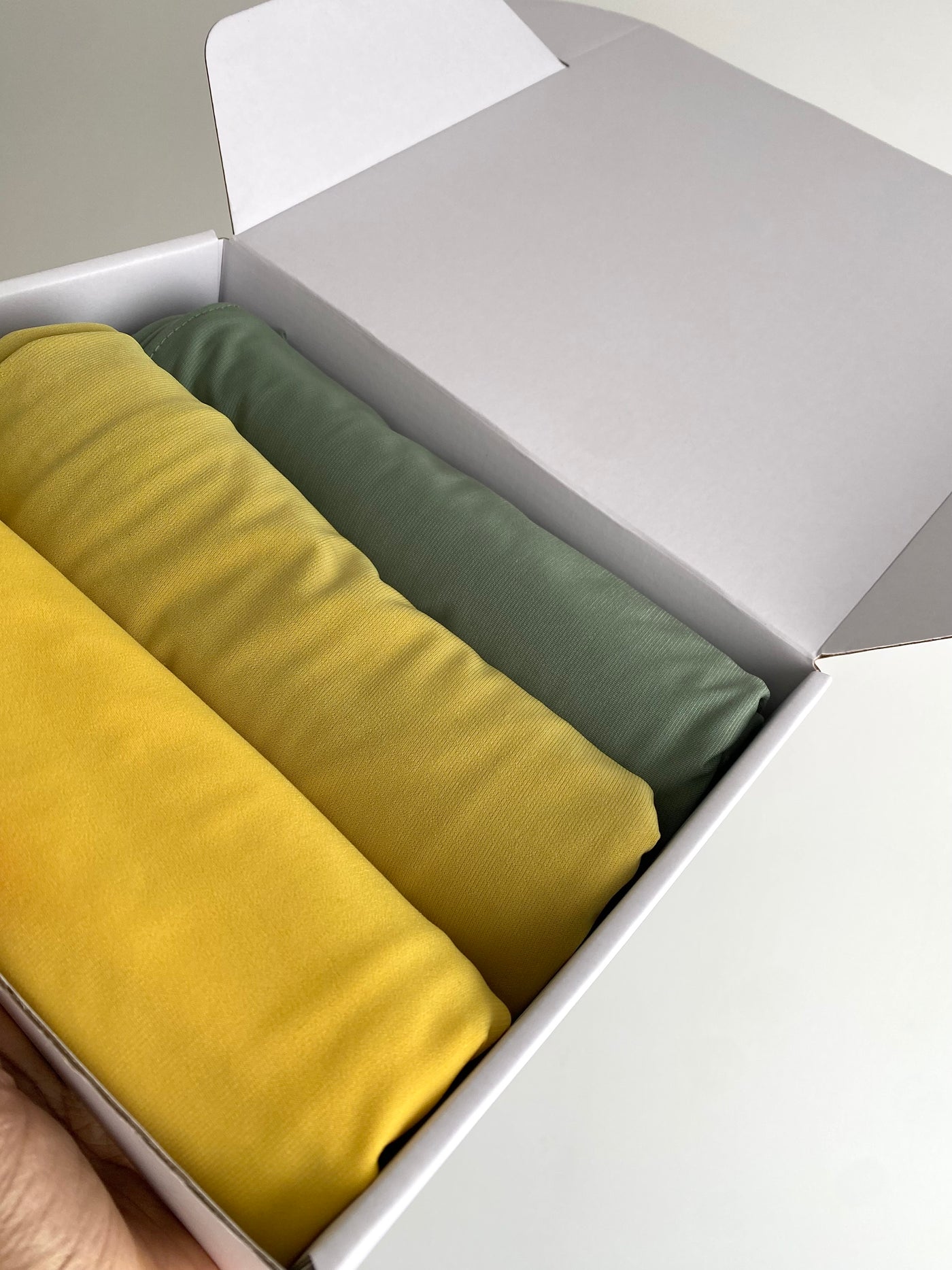 Box Hijab Jersey Premium Luxe - Limonade