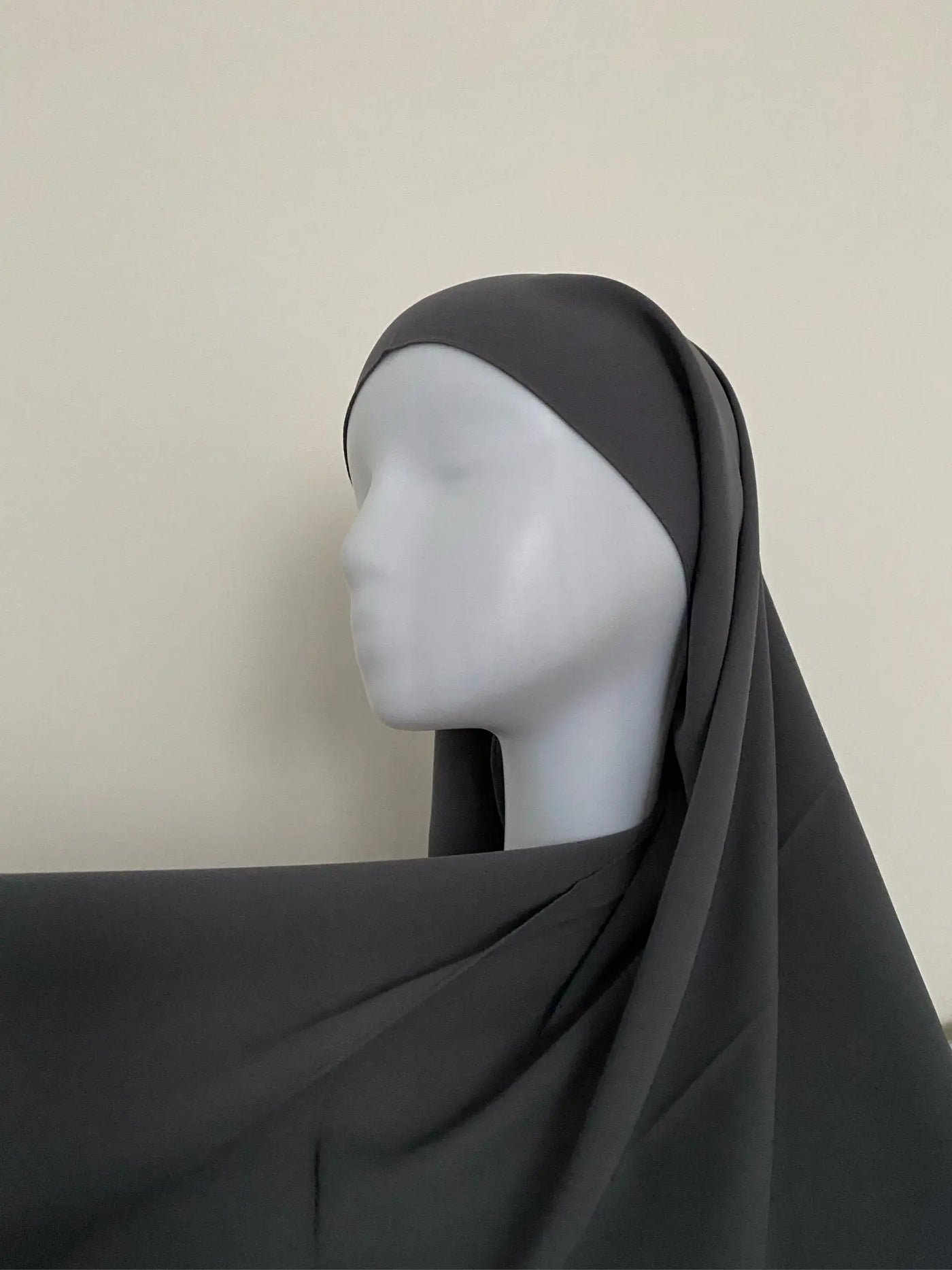 Hijab Soie de Médine - Gris charbon - MON HIJAB MODEST co